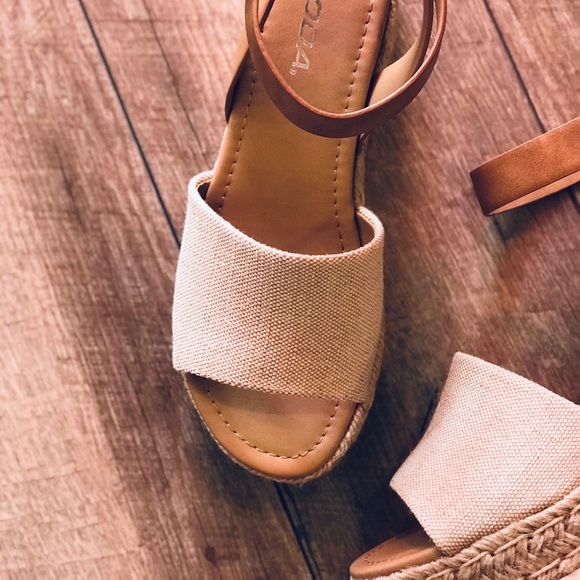 Topic Beige Canvas Tan Espadrille Platform Sandals - Picture 4 of 8